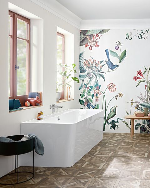 bahamas by “bien fait” on bathroom wall