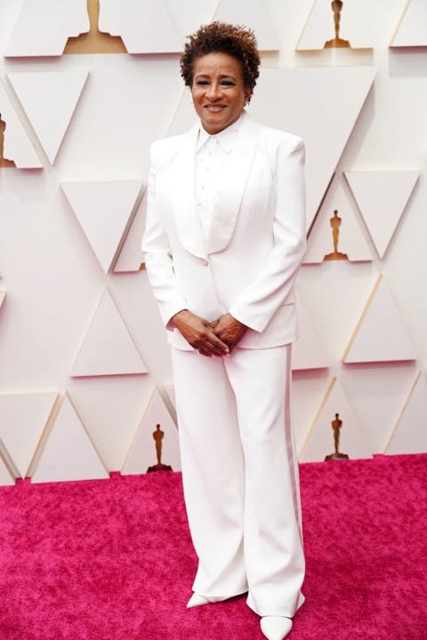 wanda sykes 2022 oscar awards red carpet