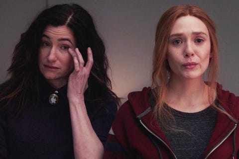 Kathryn Hahn as Agatha Harkness, Elizabeth Olsen as Wanda, WandaVision kathryn hahn as agatha harkness, elizabeth olsen as wanda, wandavision