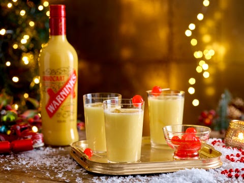 best christmas cocktails snowball drink