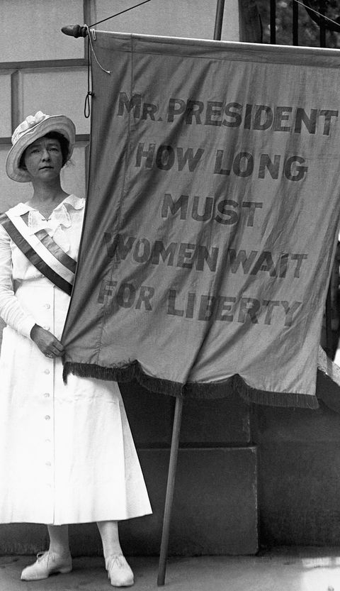 suffragette picketing at the white house