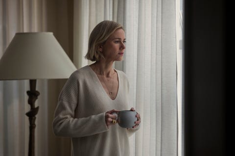 la vigilante naomi watts como nora brannock en el episodio 105 de la vigilante cr eric liebowitznetflix © 2022