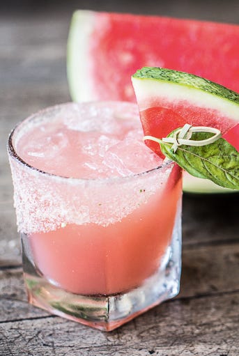 Watermelon, Melon, Food, Drink, Non-alcoholic beverage, Paloma, Citrullus, Fruit, Plant, Juice, watermelon