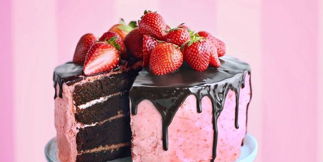 Best Choco-Berry Surprise Cake Recipe