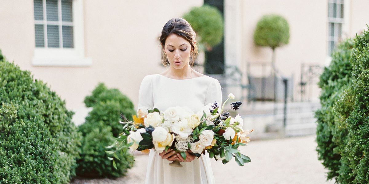 Here's How Much Brides Actually Spend on Wedding Dresses