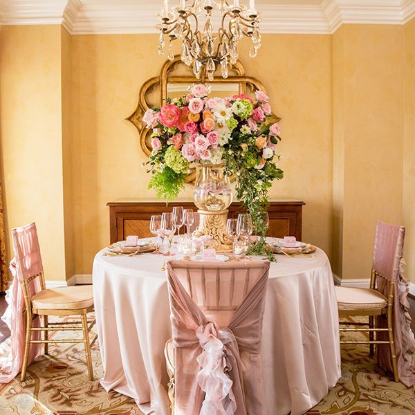 best flowers for wedding centerpieces