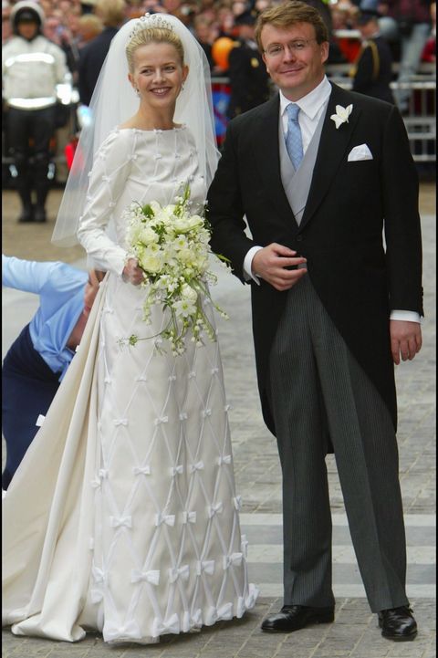 prins friso en prinses mabel op hun trouwdag mabel draagt een ontwerp van viktor  rolf