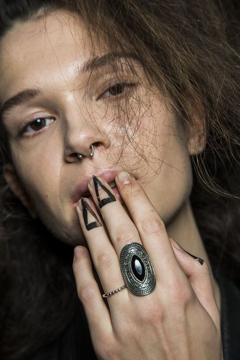 Vivienne Westwood AW19 Brought Us Recycled Nail Art To Up Our