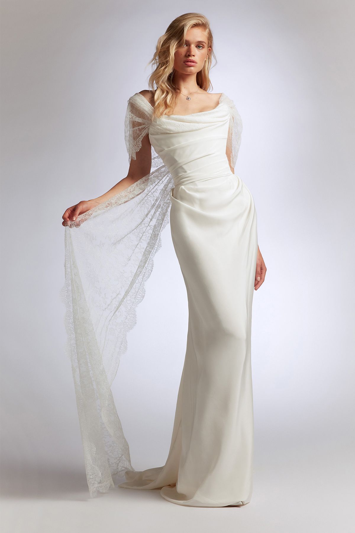 VIVIENNE WESTWOOD BRIDAL〈ヴィヴィアン・ウエストウッド ブライダル 