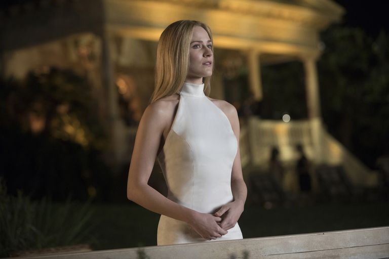 Westworld Season 2 Episode 2 Recap Westworld Is Becoming The Show It