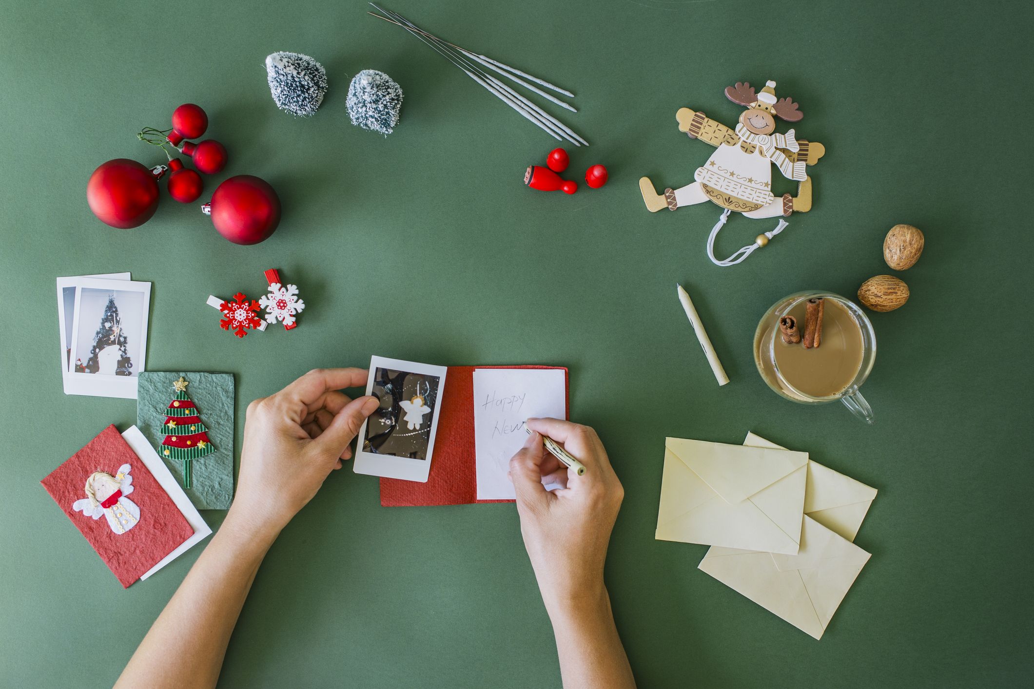 What To Write In A Christmas Card For Your Mother