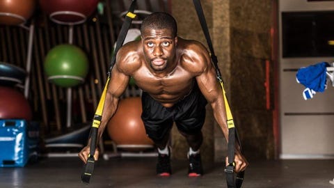 personal trainer muscle building
