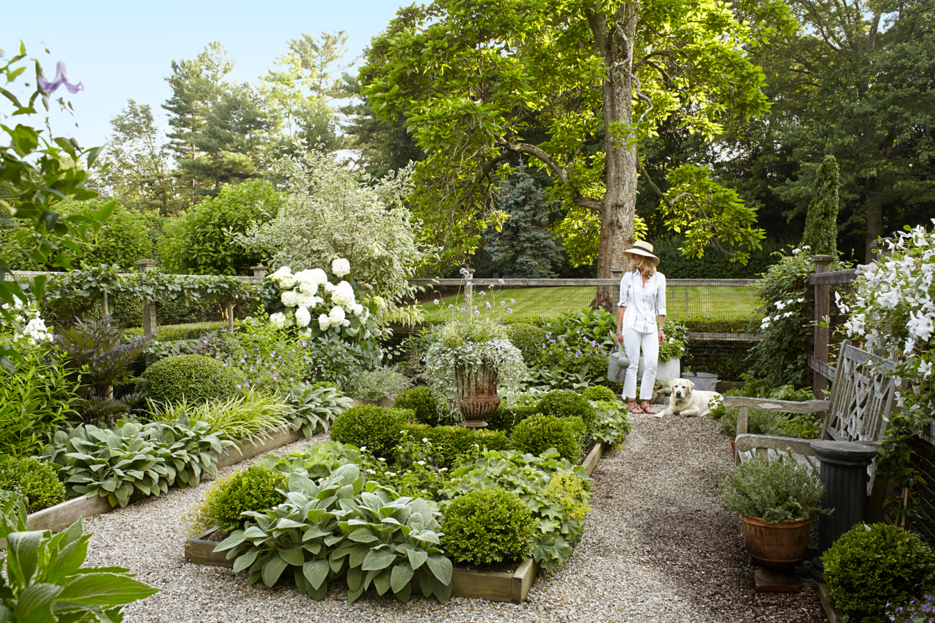 20 Beautiful Designer Gardens   Best Home Gardens