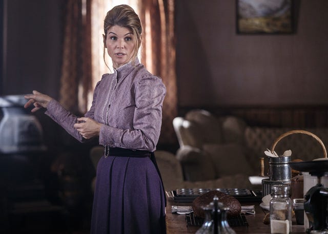 When Calls The Heart Creator Hints That Lori Loughlin May Return