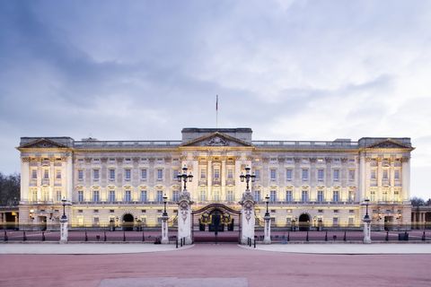 Where Does the Royal Family Live? - British Royal Family Official