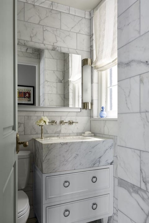 30+ stunning white bathrooms - how to use white tile and fixtures in