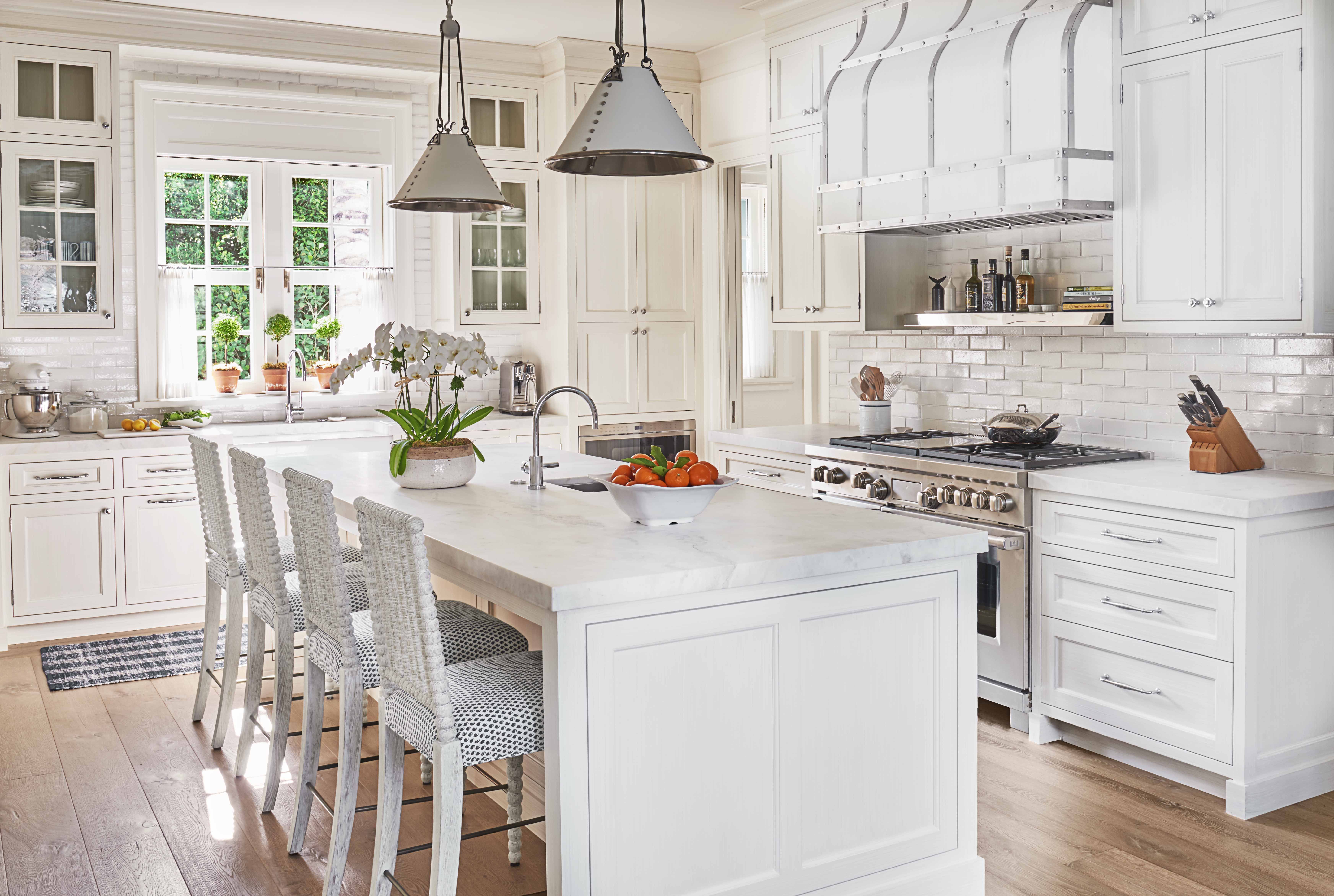 white kitchen design idea and inspiration