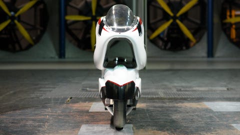 moto eléctrica aerodinámica