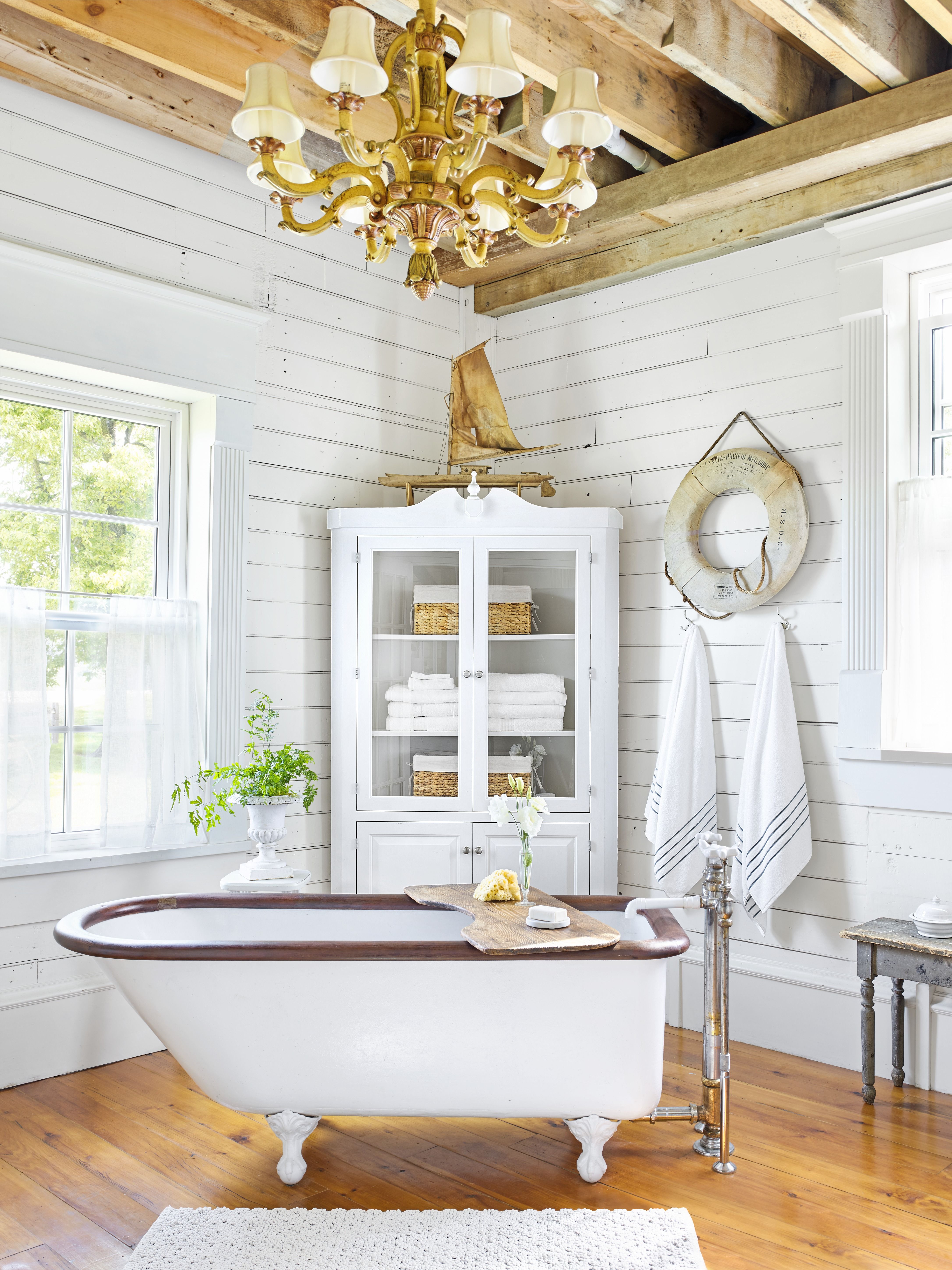 Clawfoot Tub Ideas For Your Bathroom, Clawfoot Tub Bathroom Ideas