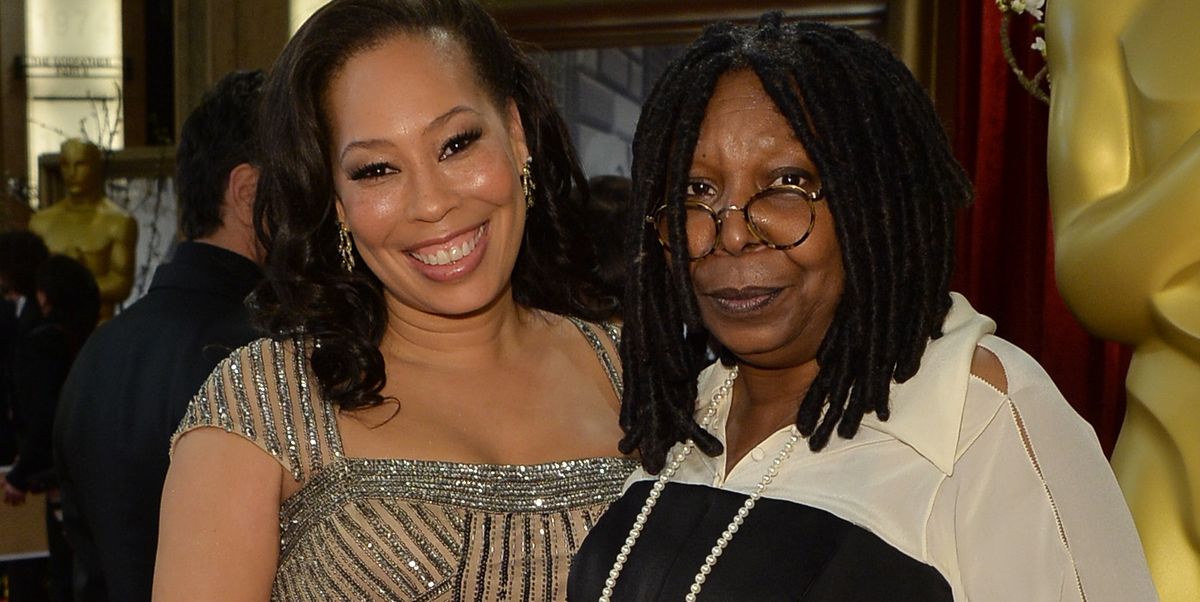 The Story of `The View` Star Whoopi Goldberg and Her Daughter Alex - Does Whoopi  Goldberg Have Children?