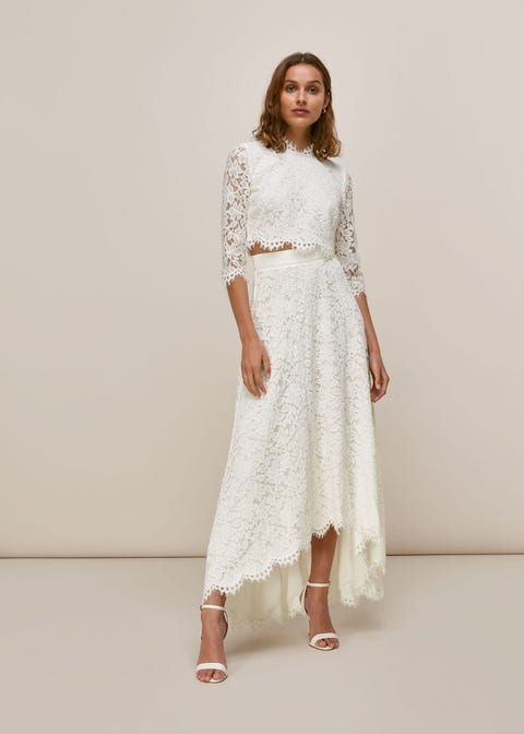 30 Winter Wedding Dresses For Your Nuptials in 2020