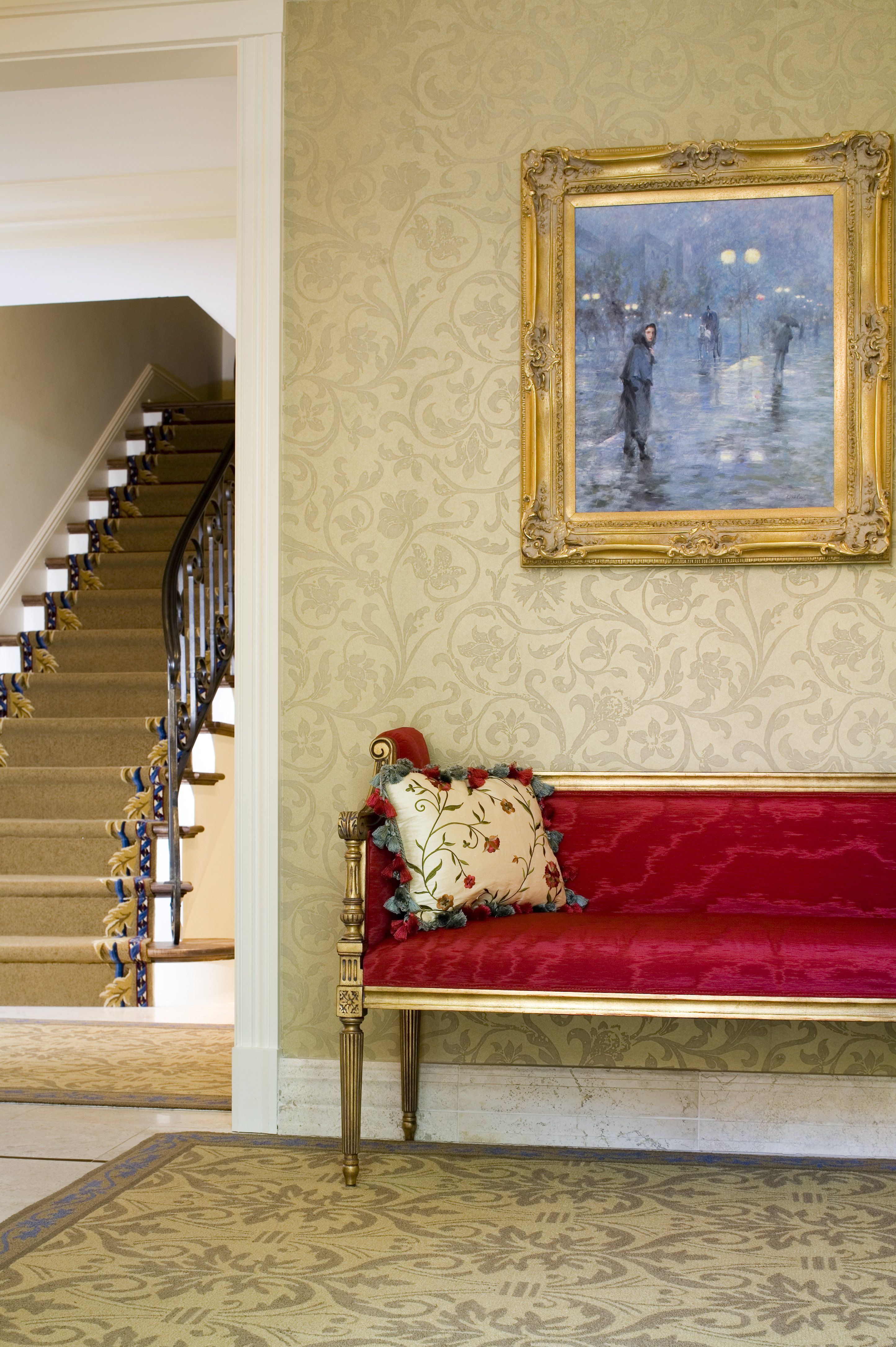 24 Wallpapered Foyers For A Gorgeous Home Entrance