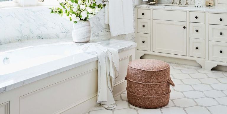 These Are the Best Flooring Materials for Your Bathroom