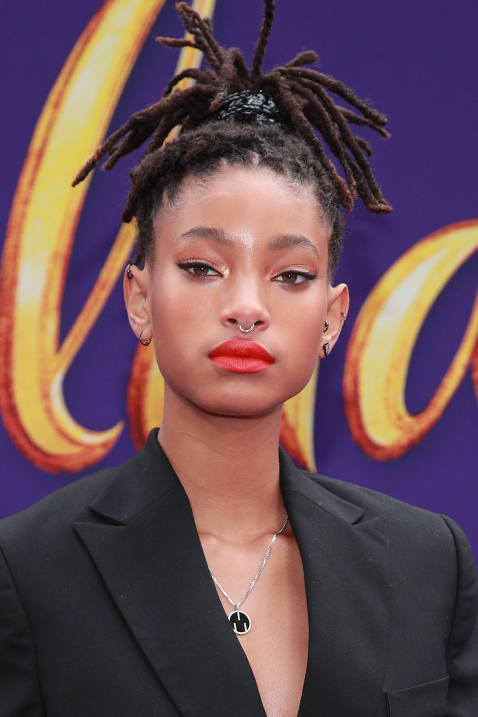 willow-smith-attends-the-premiere-of-disneys-aladdin-on-may-news-photo-1585079828.jpg?crop=1xw:1xh;center,top&resize=980:*