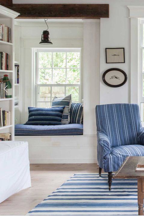20 Cozy Window Seat Ideas How To, Low Bookcase Window Seat