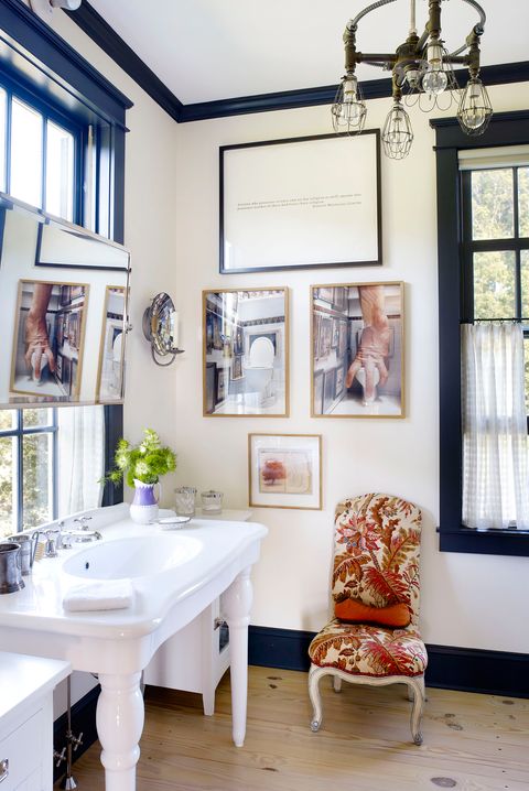Window Treatment Ideas For Bathrooms : 45 Modern Window Treatment Ideas For Privacy And Style Digsdigs : Burlap has a rustic charm and also blocks quite a bit of light from entering the home.