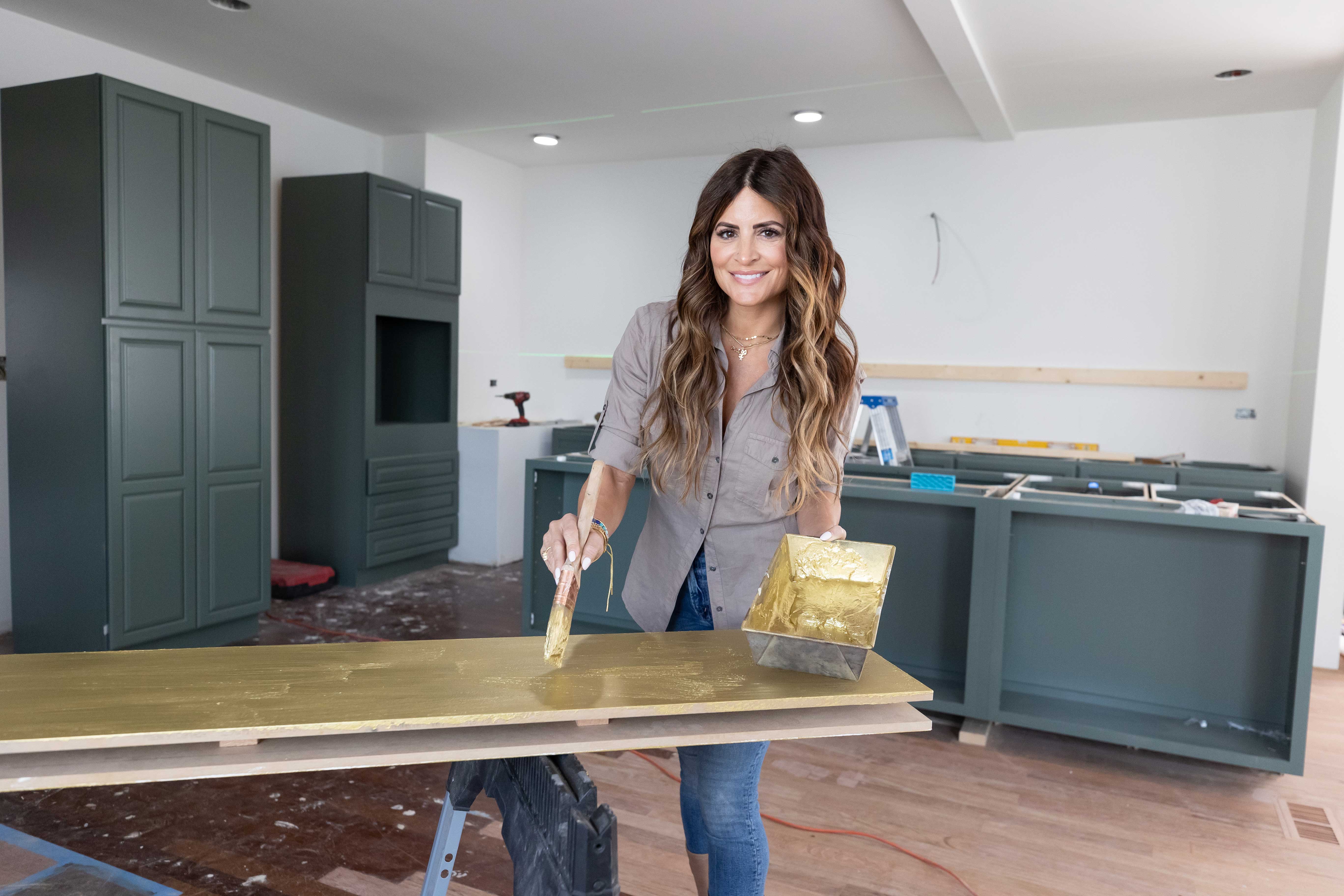 HGTV's Alison Victoria Says the New Season of 'Windy City Rehab' Is the Best Ever