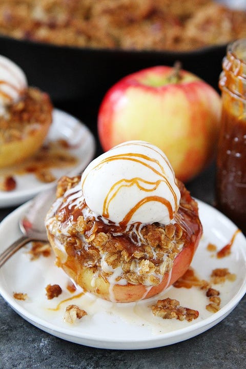 A warm and comforting winter dessert with a touch of cinnamon and spice