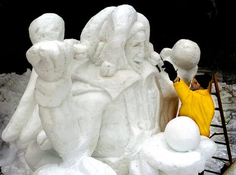 Winterfest in Lake Geneva, Wisconsin Winterfest in Lake Geneva, Wisconsin - Best Winter Festivals