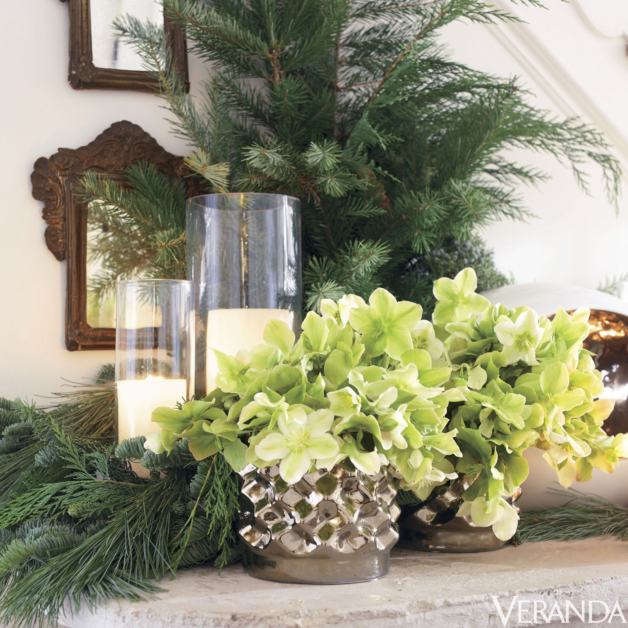 floral displays for christmas