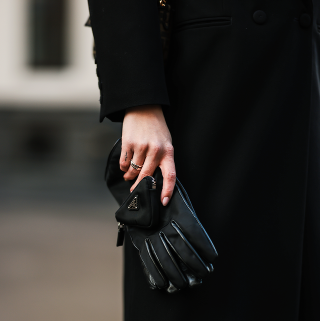 دستکش گرم شده برای زنان