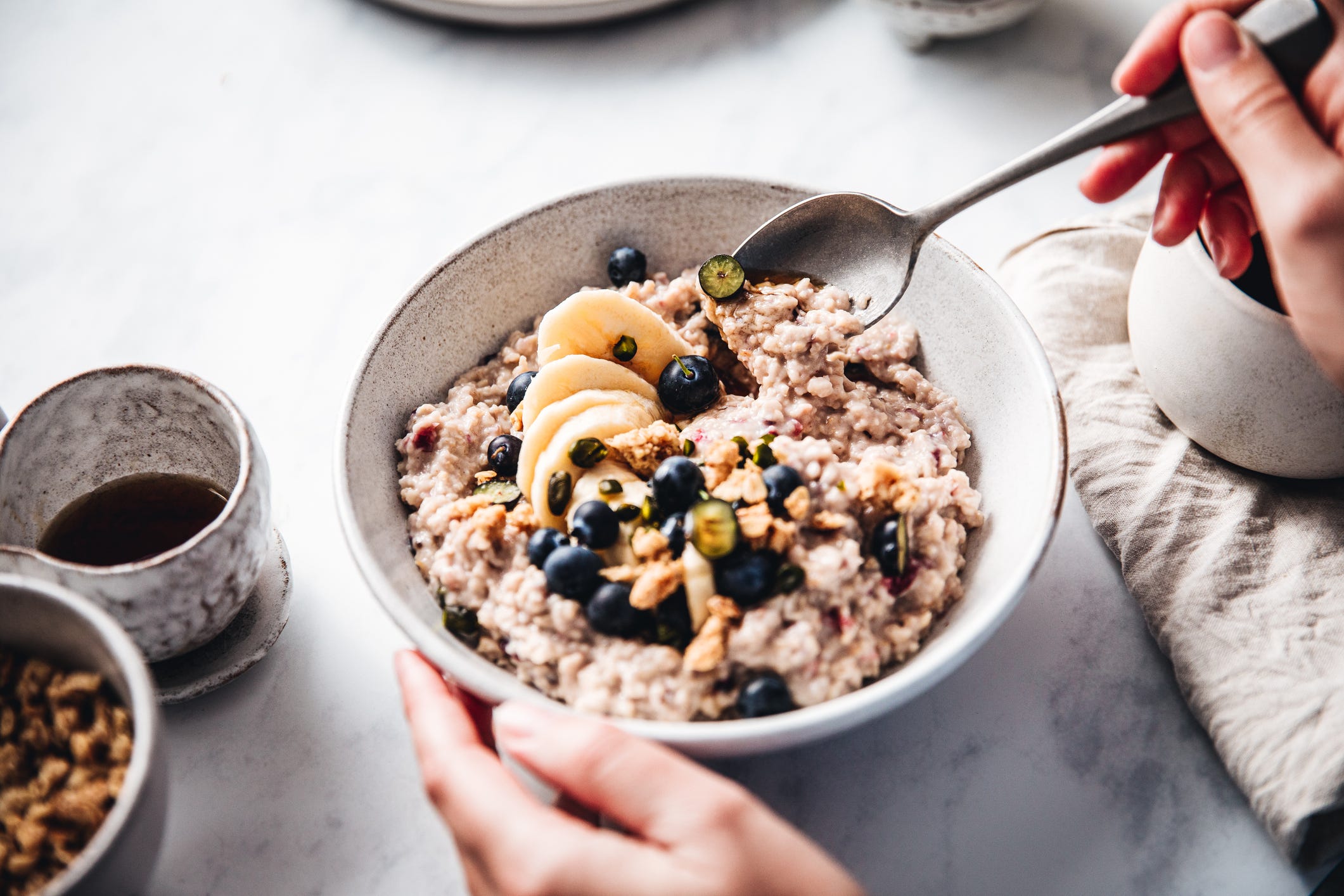 Eating Oatmeal for Breakfast? Skip the Dried Fruit and Don't Go Nuts on the Nuts