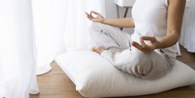 A Yoga Pillow Makes Your Flow *So* Much More Relaxing