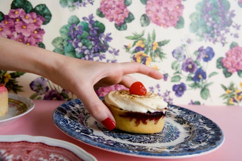 食べ過ぎを抑える11の方法 ハーパーズ バザー Harper S Bazaar 公式 食べ過ぎを抑える11の方法 ハーパーズ バザー Harper S Bazaar 公式