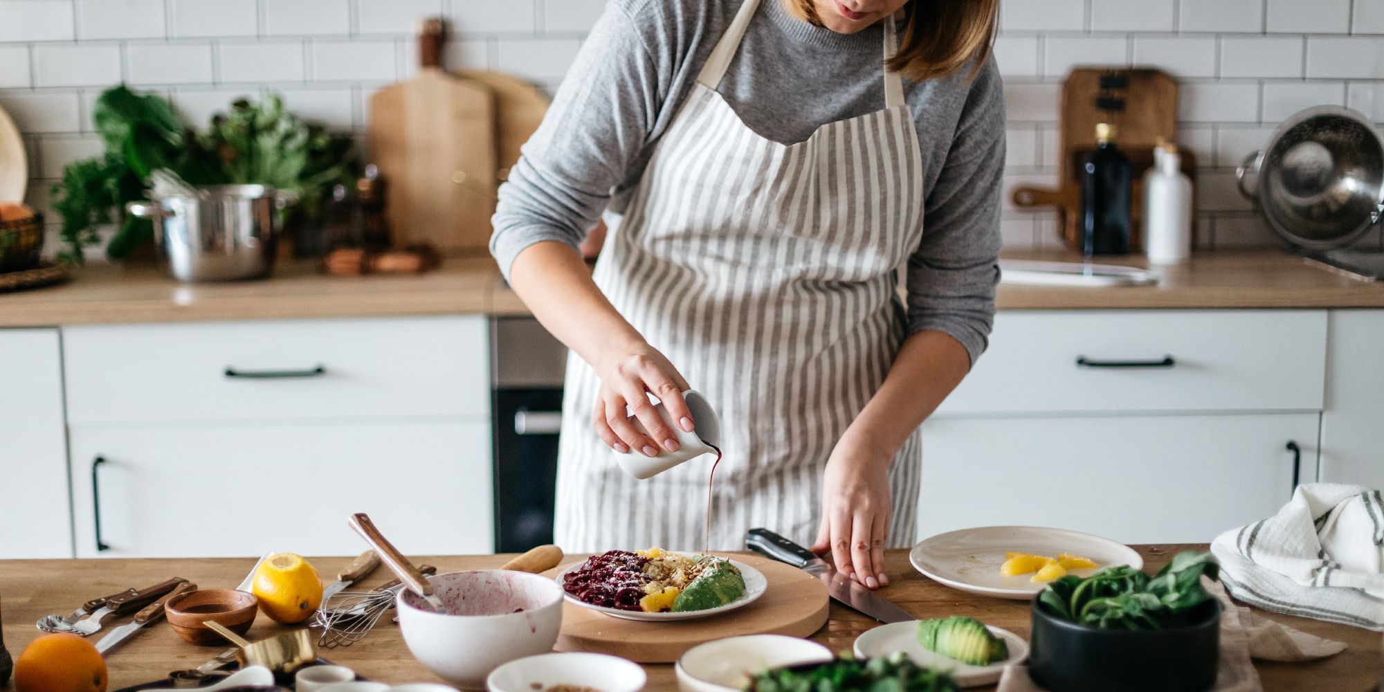 ladies cooking apron