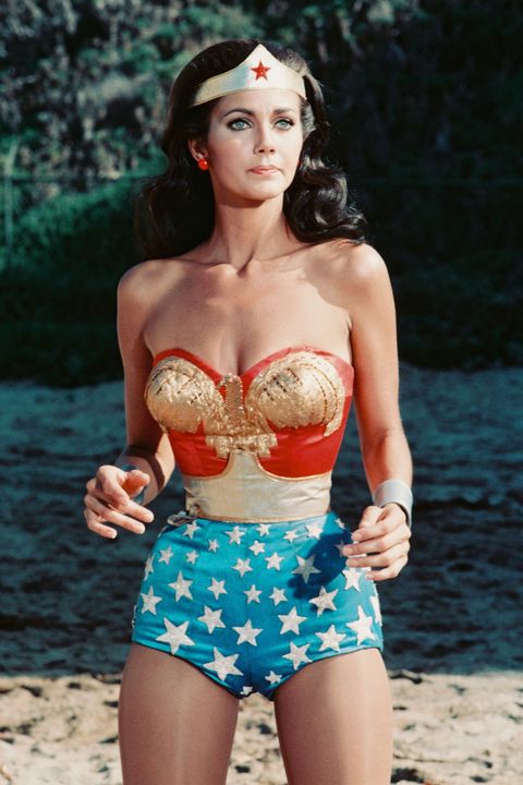 lynda carter, us actress, in costume in a publicity still issue for the us television series, wonder woman, circa 1977 the televsiion series, based on the dc comics character, starred carter as wonder woman photo by silver screen collectiongetty images