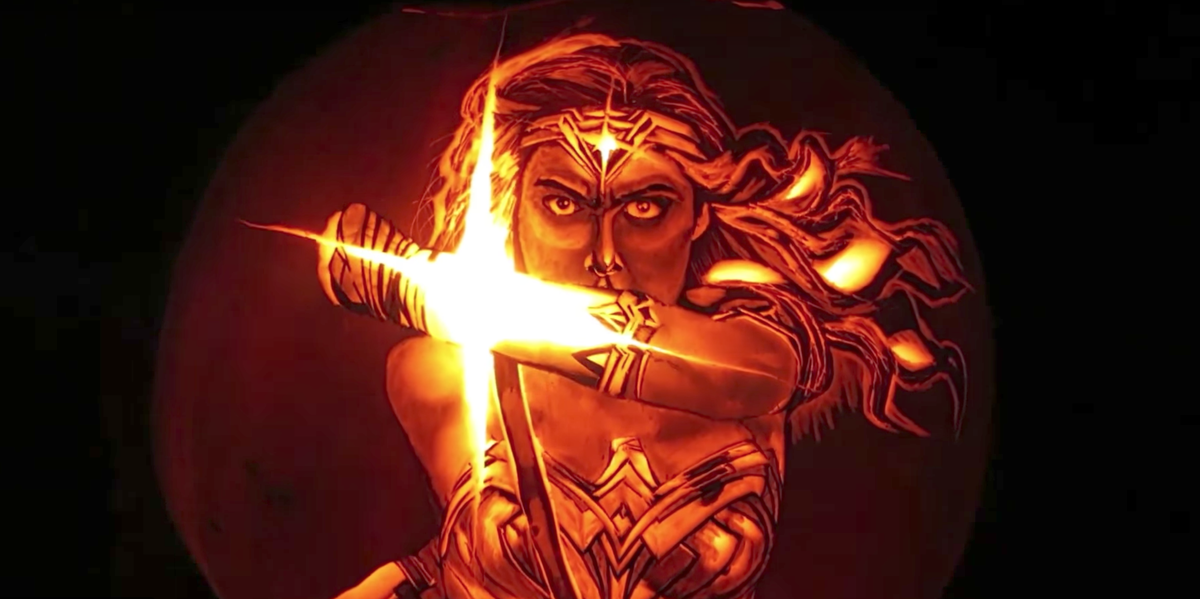 This Wonder Woman Pumpkin Carving Is Fiery Perfection 6576