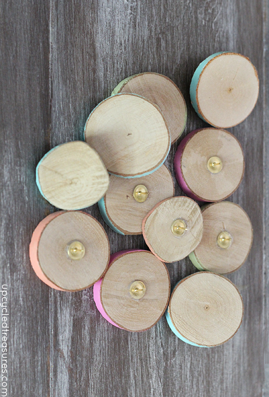 small wood slices for crafts