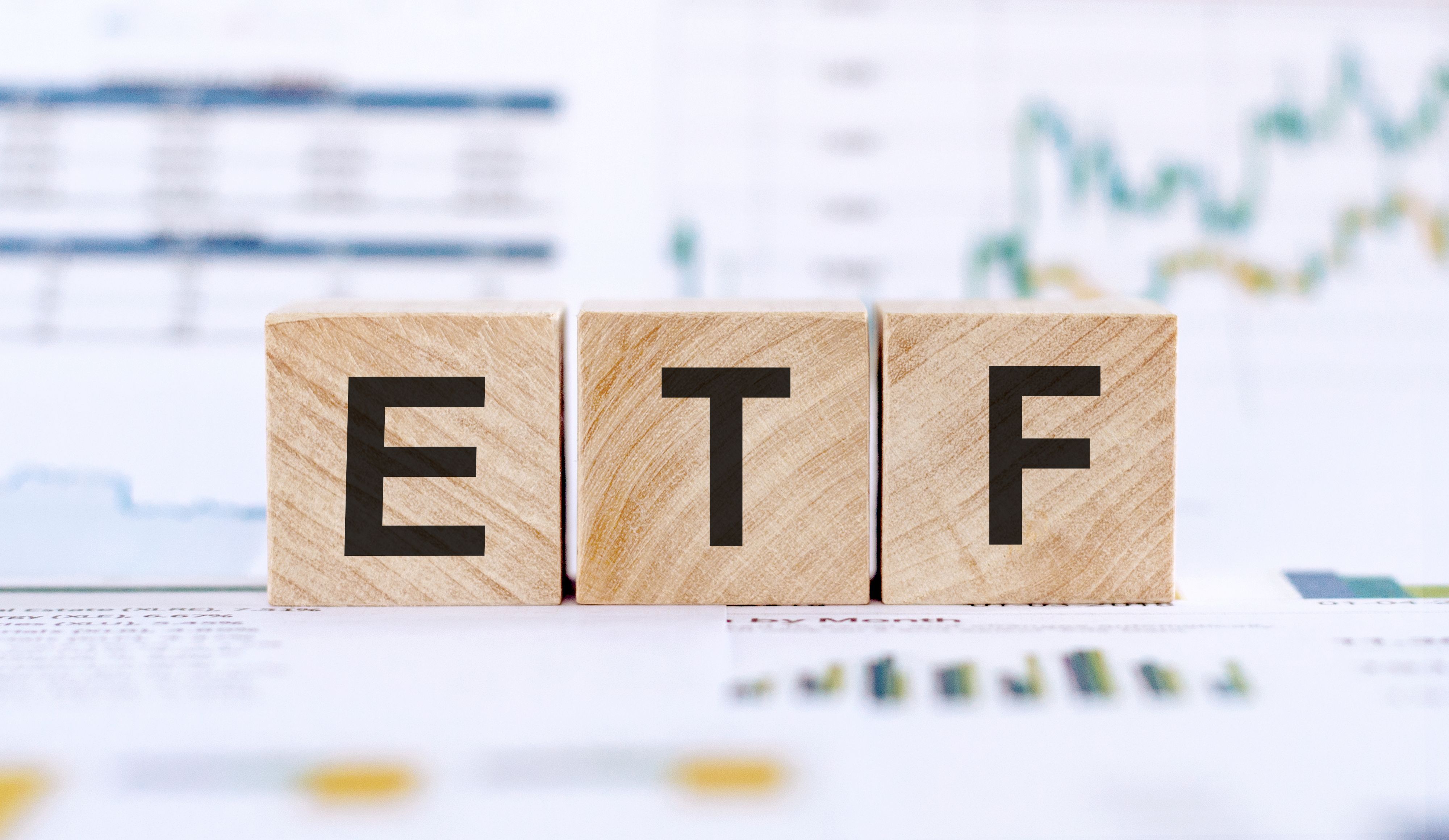 Etf是什麼 最適合小資族的被動收入選項etf 定期定額穩穩存錢