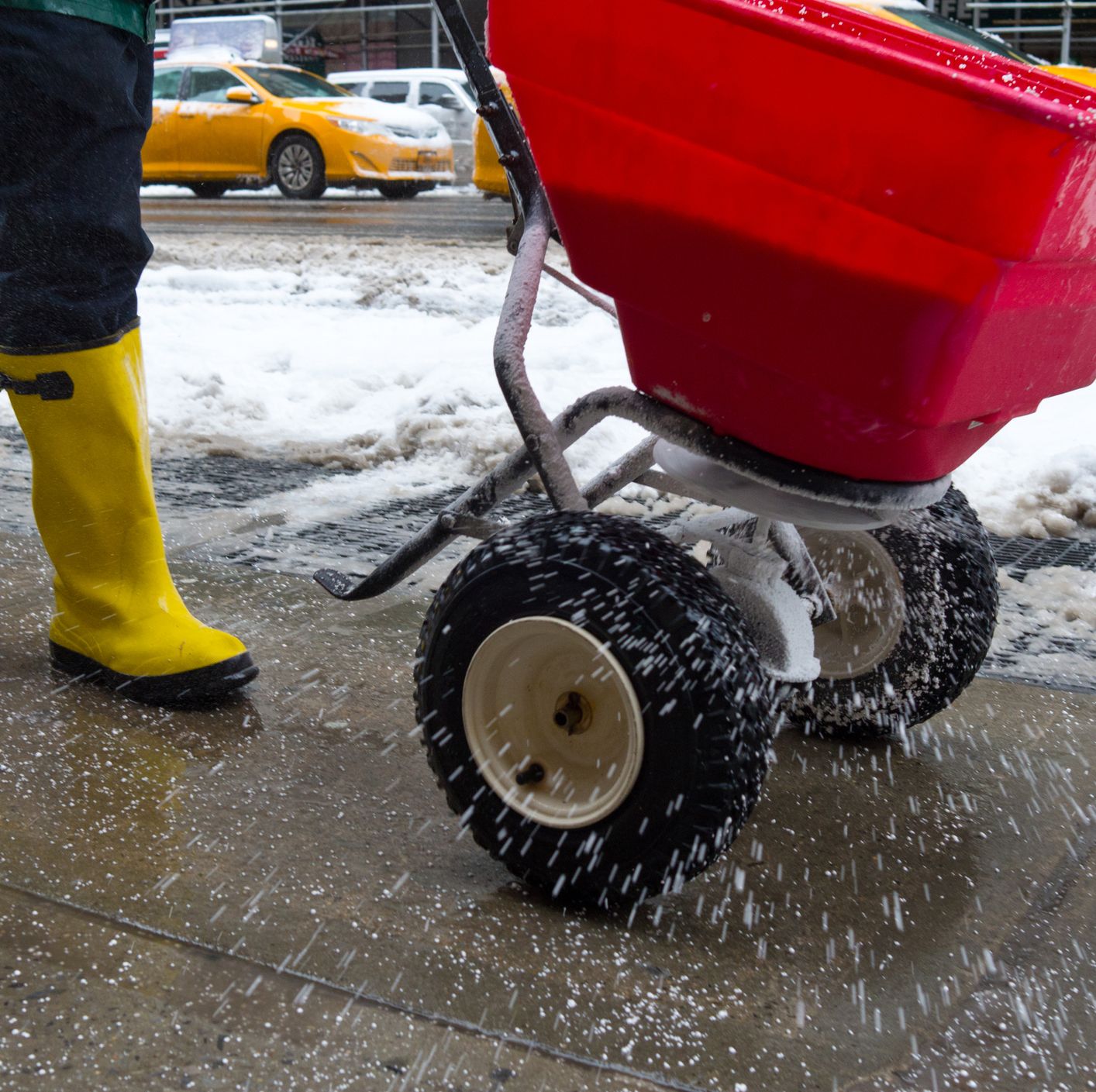 These Expert-Recommended Salt Spreaders Will Keep You Safe When It Gets Slippery