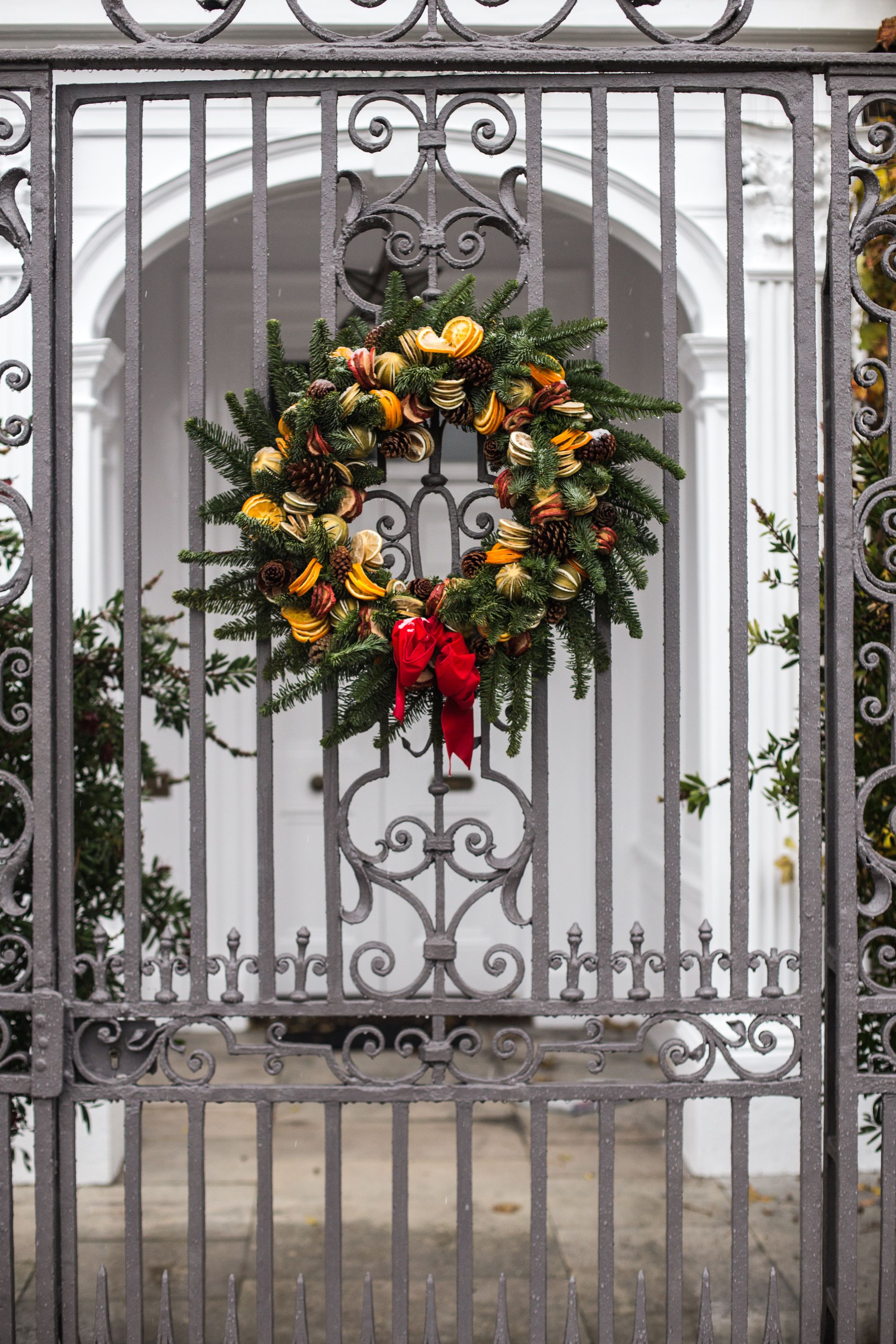 winter decorations for front door