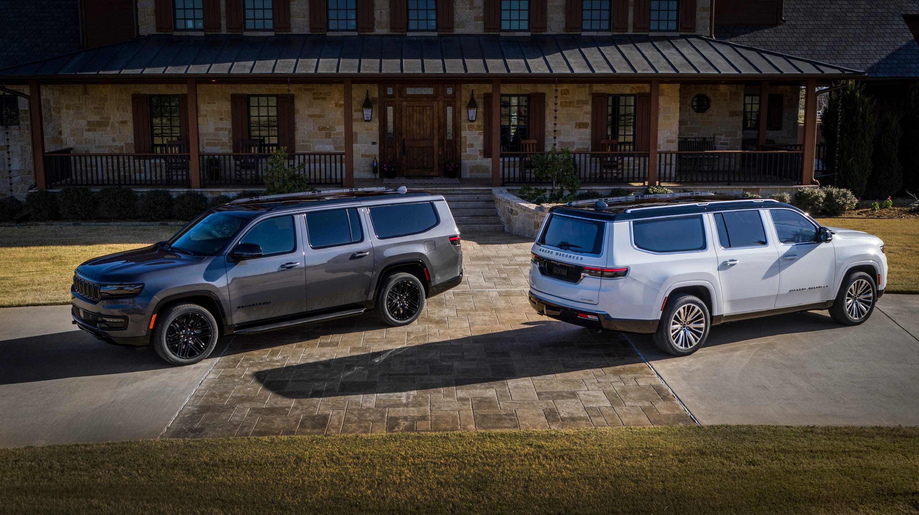 Long-Wheelbase Wagoneers Stretch Jeep's Ambitions