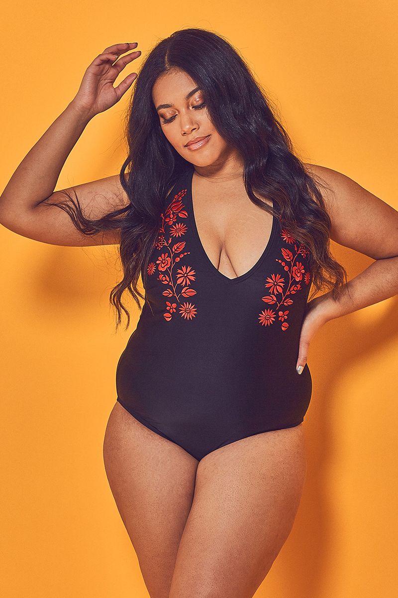 boohoo plus size swimsuits