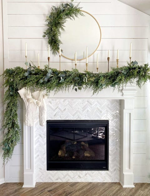 60 Christmas Mantel Decor Ideas to Upgrade Your Fireplace 2021