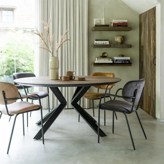 Regelmatig Umeki Factureerbaar De mooiste eikenhouten tafels voor in je eetkamer of woonkamer