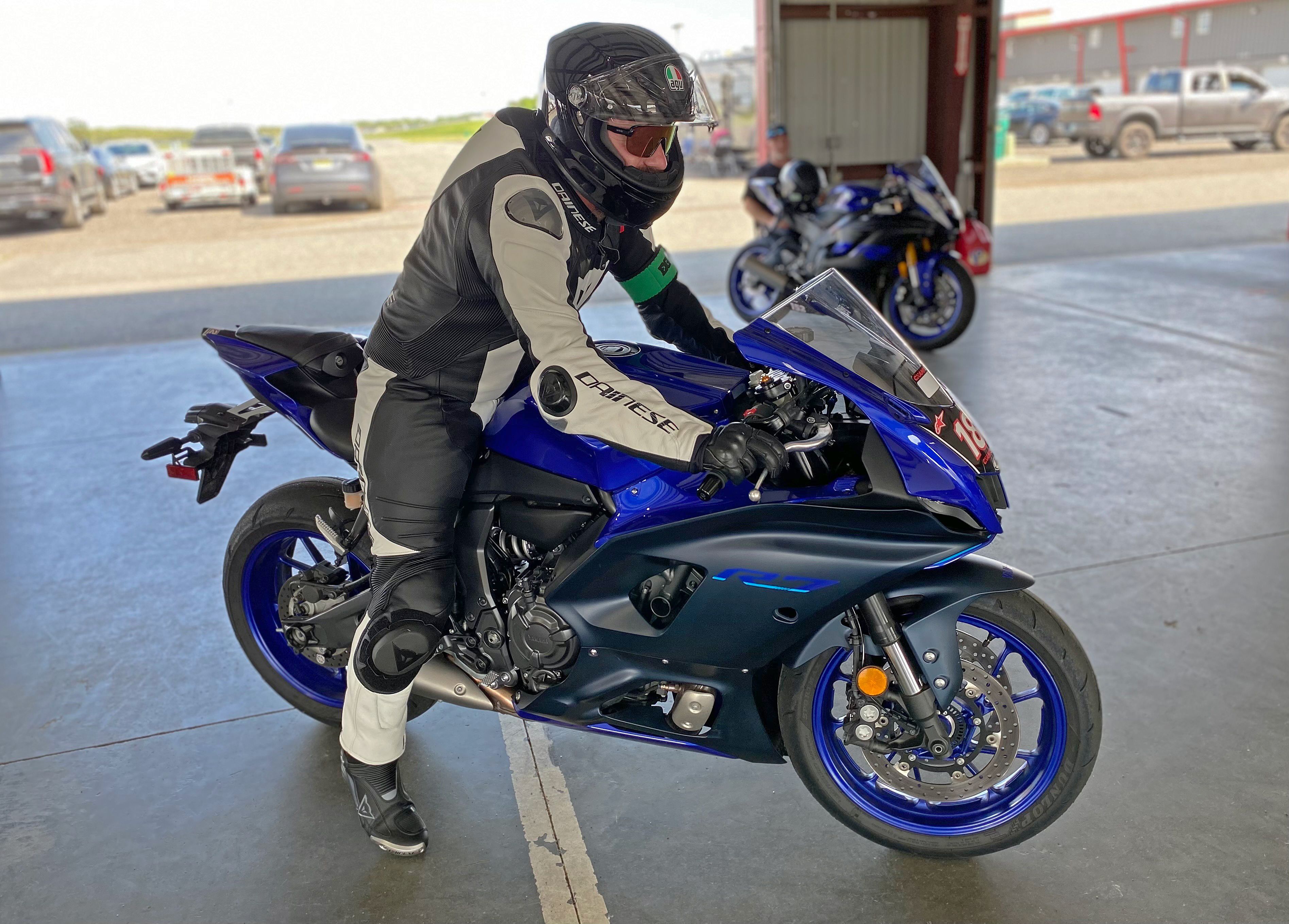 2022 Yamaha YZF-R7 Motorcycle Review: a $9,000 Breath of Fresh Air